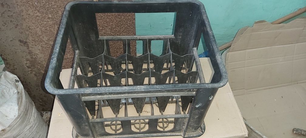 Продам пивные ящики 70 штук