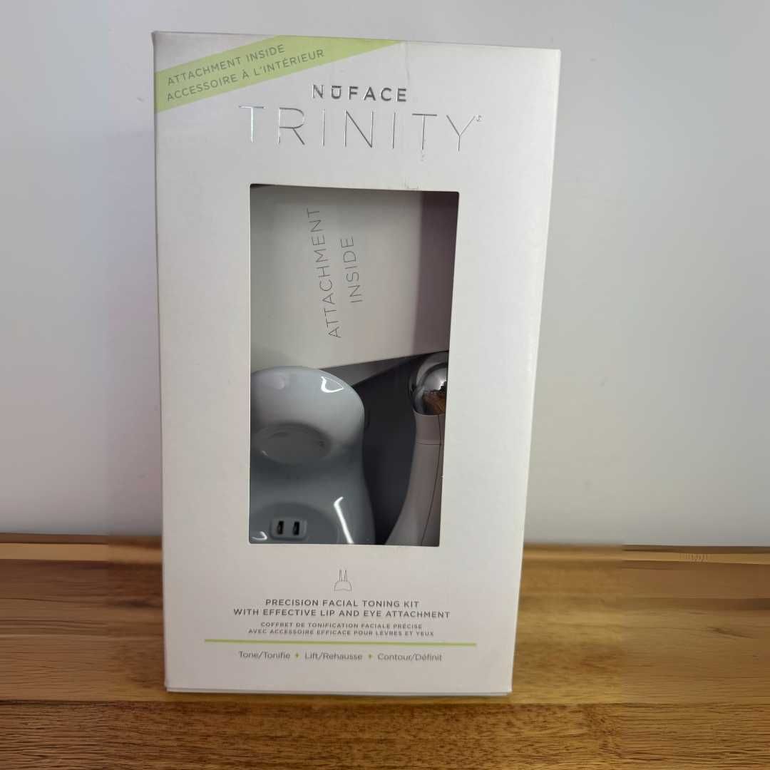 NuFACE Trinity+ com aplicador para lábios e sobrancelhas