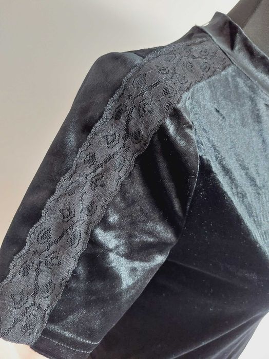 Zara czarna welurowa bluzka koszulka tshirt krotki rekaw s m