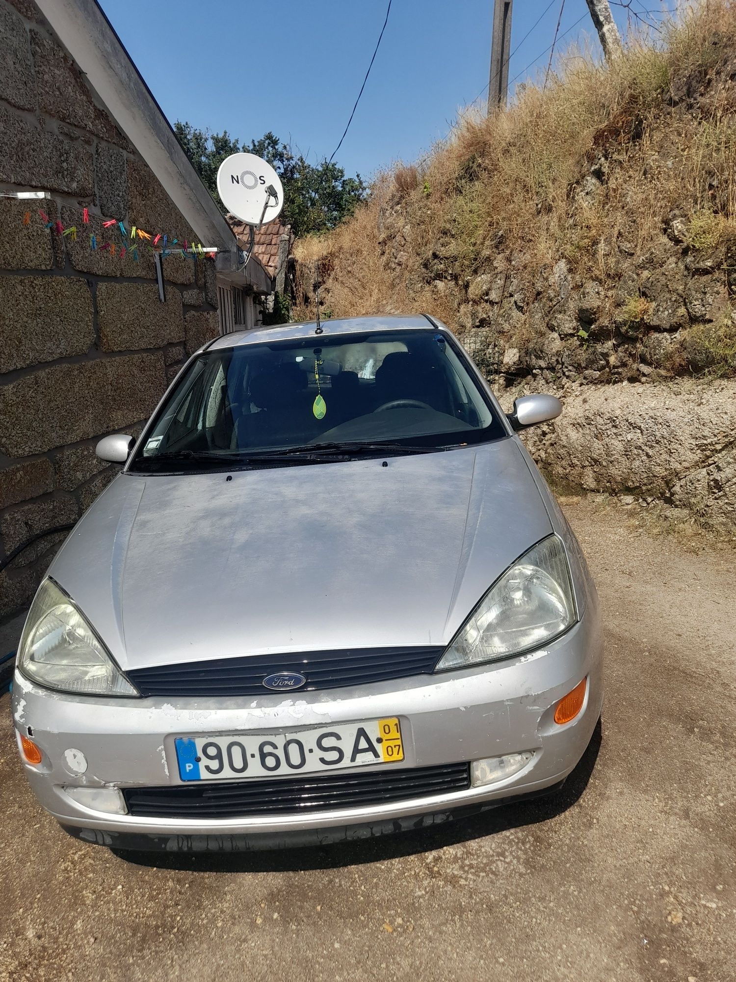 Carro Ford focus 2001