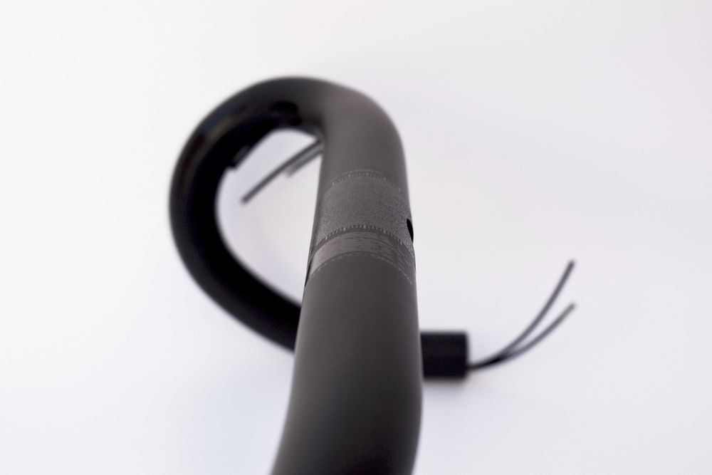 NOWA Kierownica karbonowa Trigon Carbon Racing Components 420mm 31.8mm