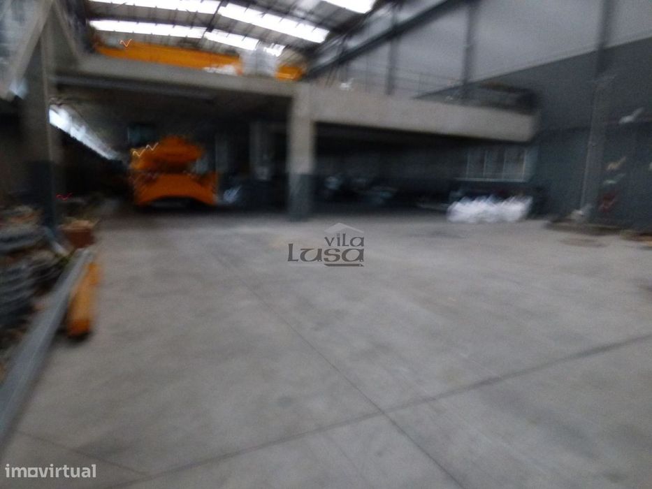 Armazém para Arrendamento  Olival, Vila Nova de Gaia; Acessos à EN2...