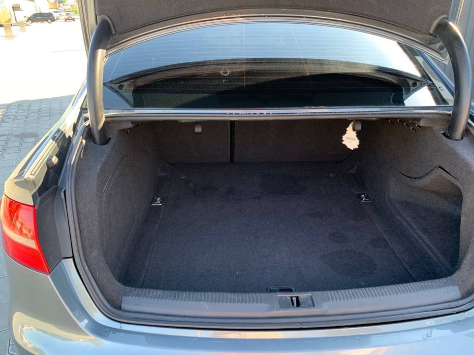 Продам audi a4 2014