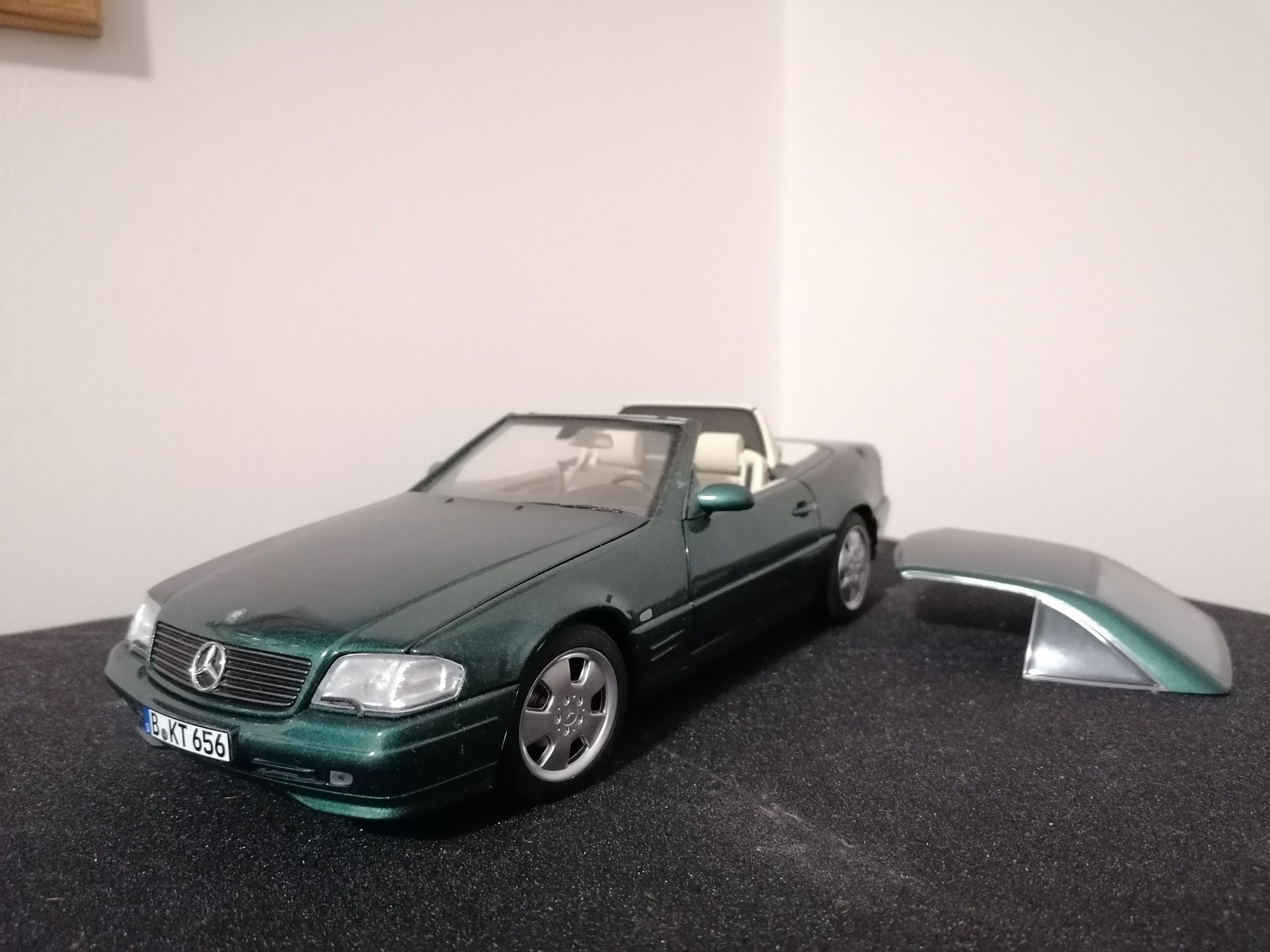 Mercedes SL Norev 1/18