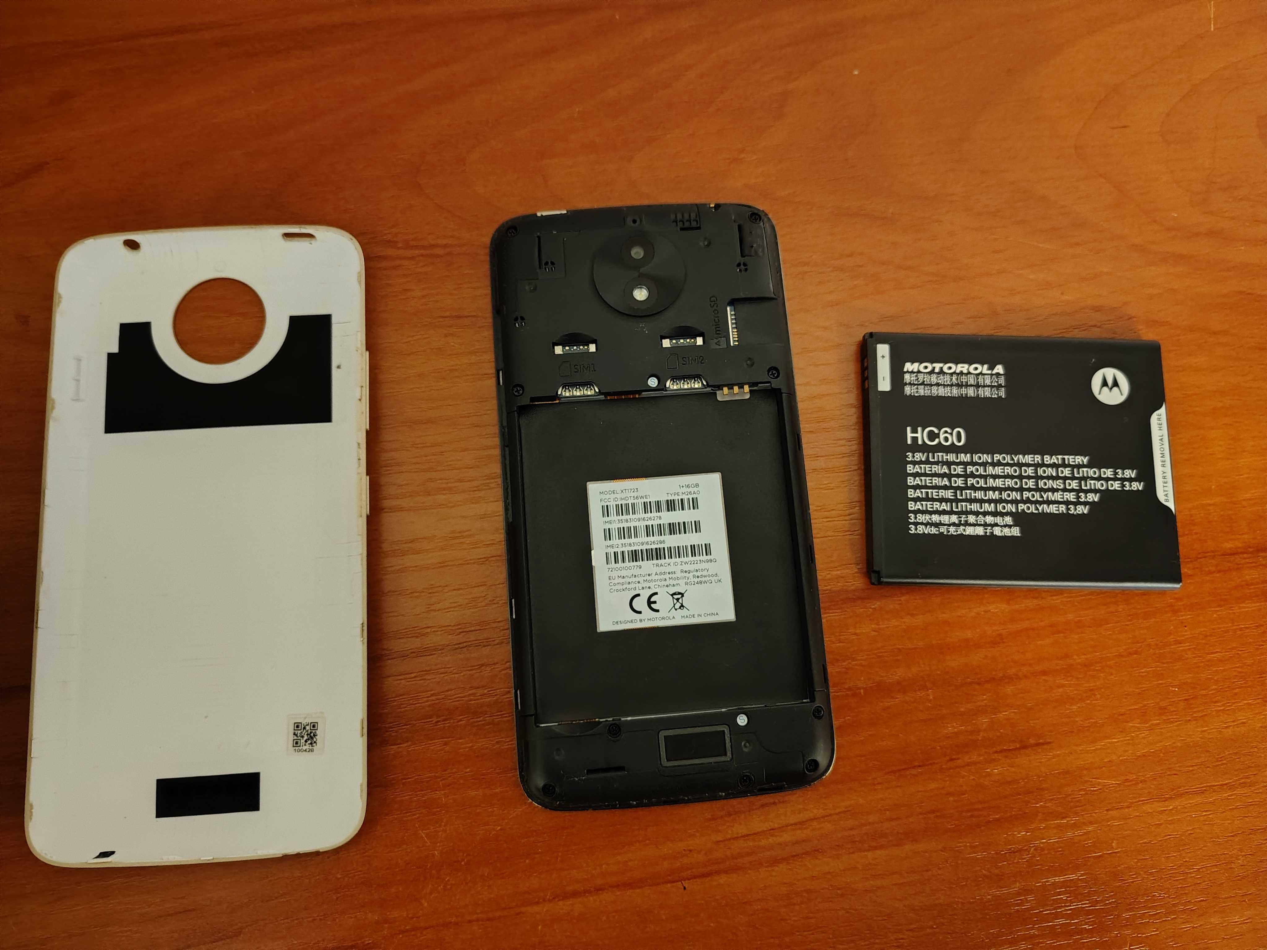 Smartfon Motorola Moto C Plus 1 GB / 16 GB 4G (LTE) złoty