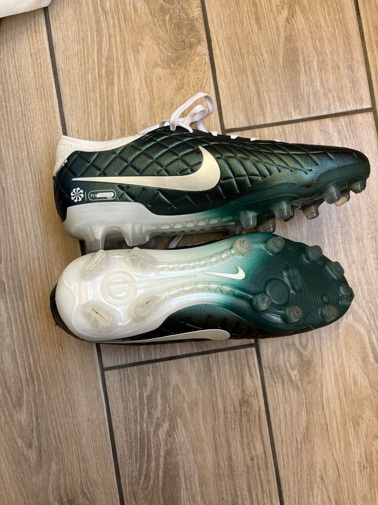 Бутсы nike tiempo elite