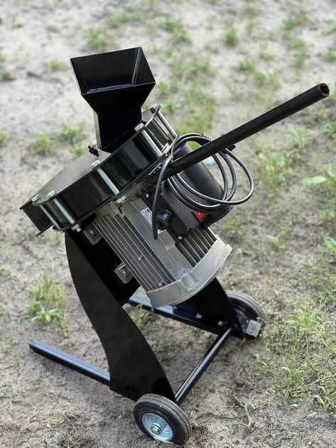 Подрібнювач гілок, щепоріз, измельчитель веток, щепорез 3 кВт щепорез