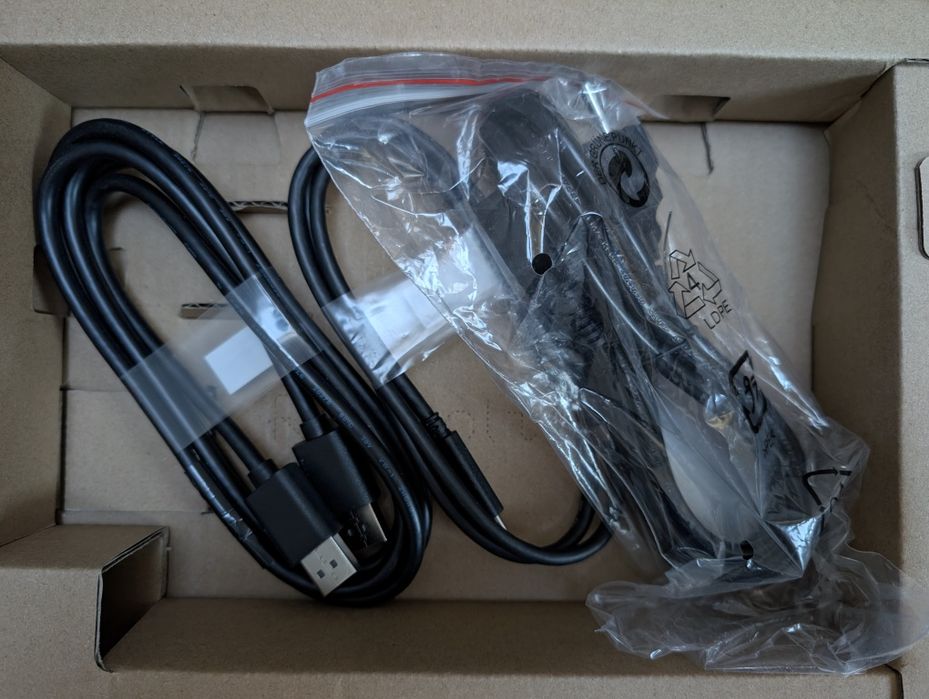 Monitor DELL P2725HE 27" Full HD z hubem USB-C i zasilaniem do 90W