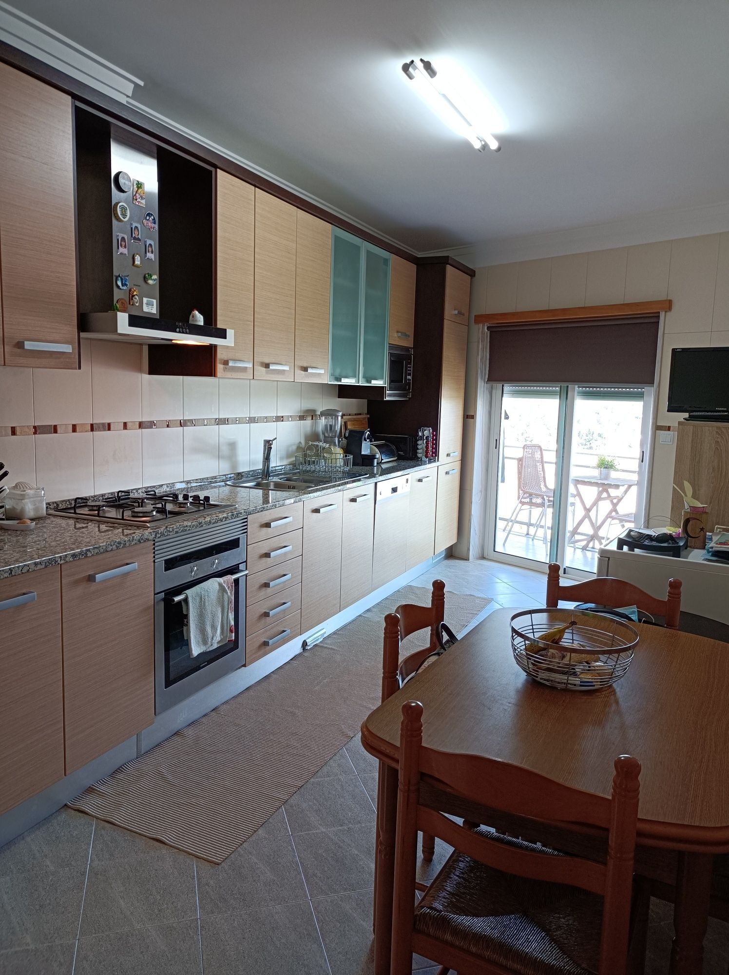 Apartamento Particular T2 com garagem e arrecadação