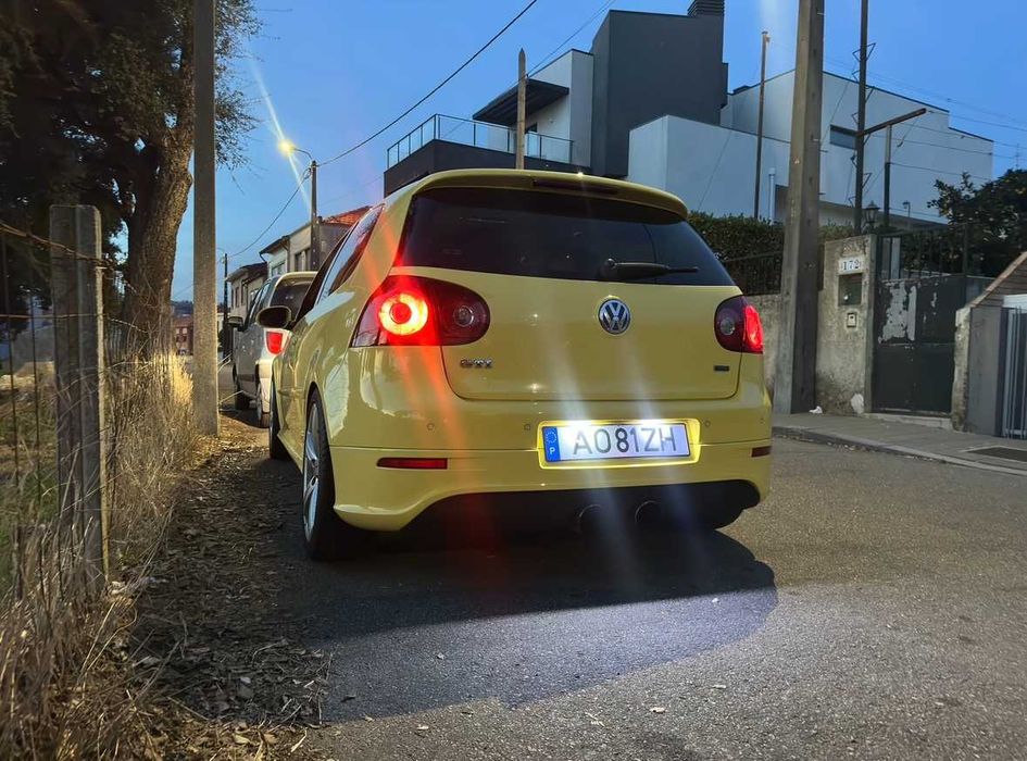 RARISSÍMO GOLF V GTI PIRELLI 230 DSG – 3XX