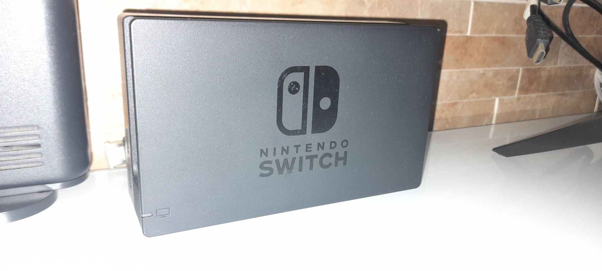 Nintendo  Switch V1 2019