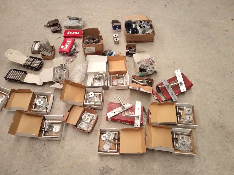 Ferragem para portas