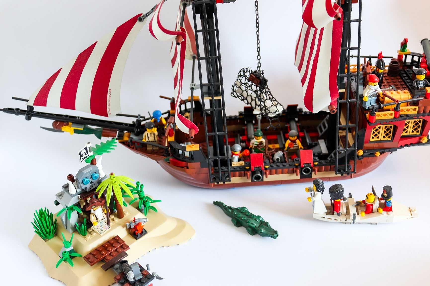 Lego 6243 BrickBeard`s Bounty Pirates + 6241 Wyspa skarbów piratów