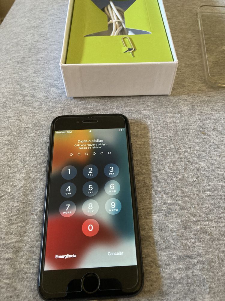 iPhone 8 Dark Grey 256gb