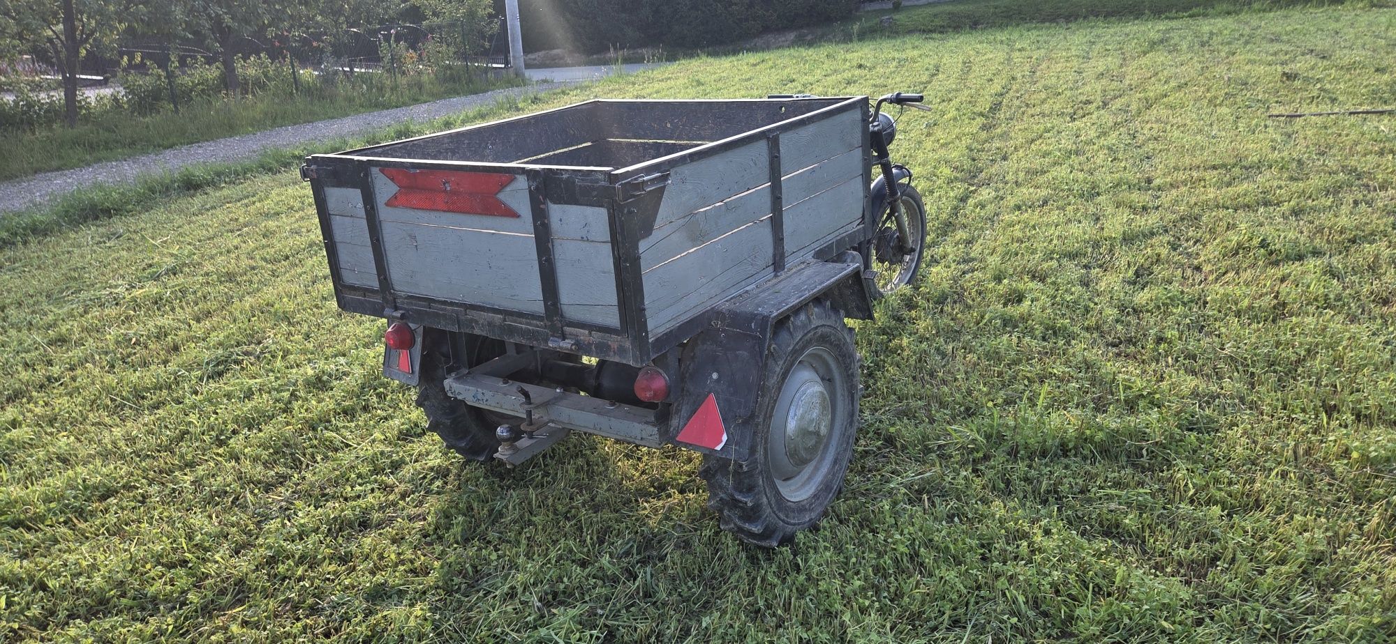 WSK 125 trójkołowiec