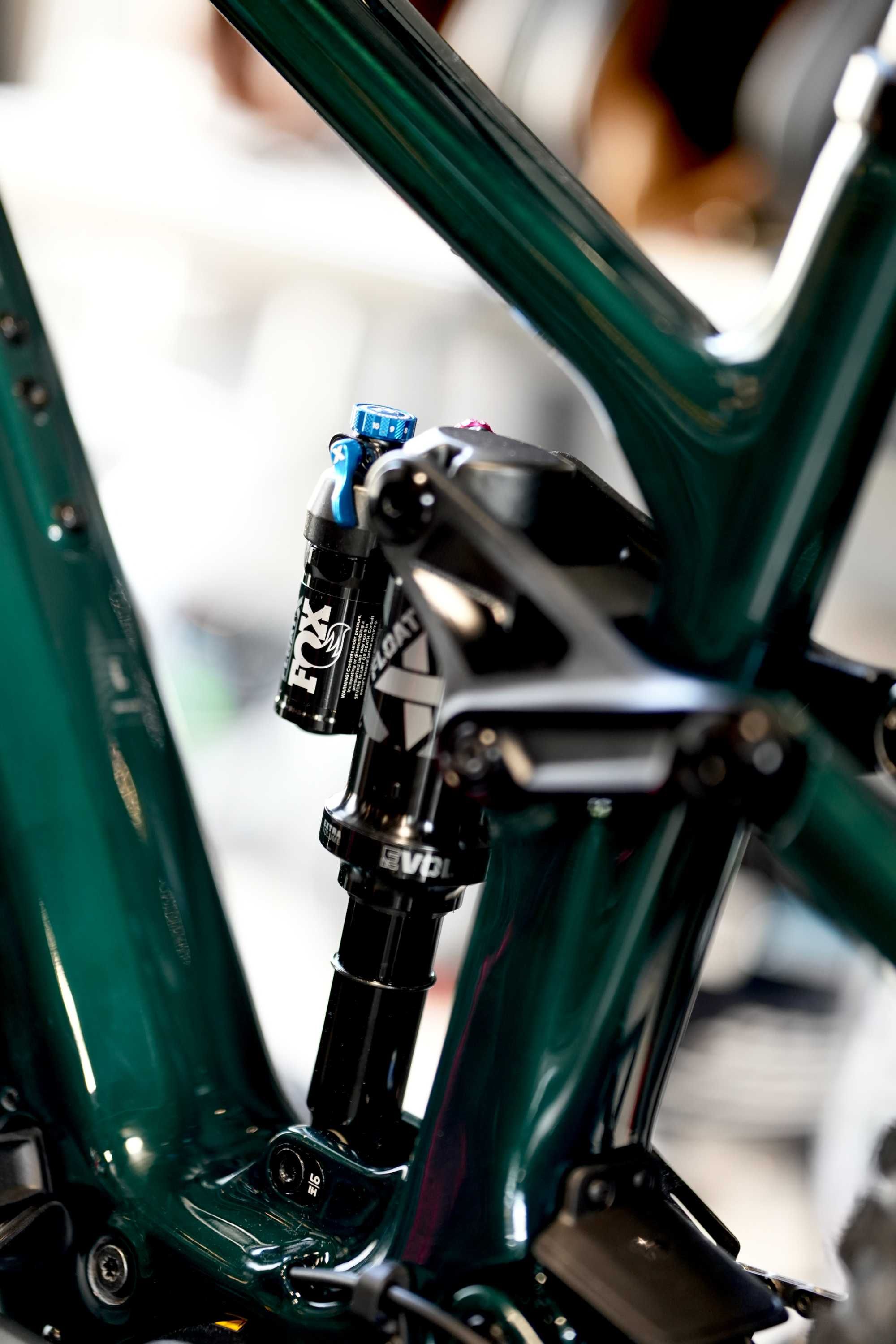 Rower Elektryczny Ebike Santa Cruz Vala GX AXS