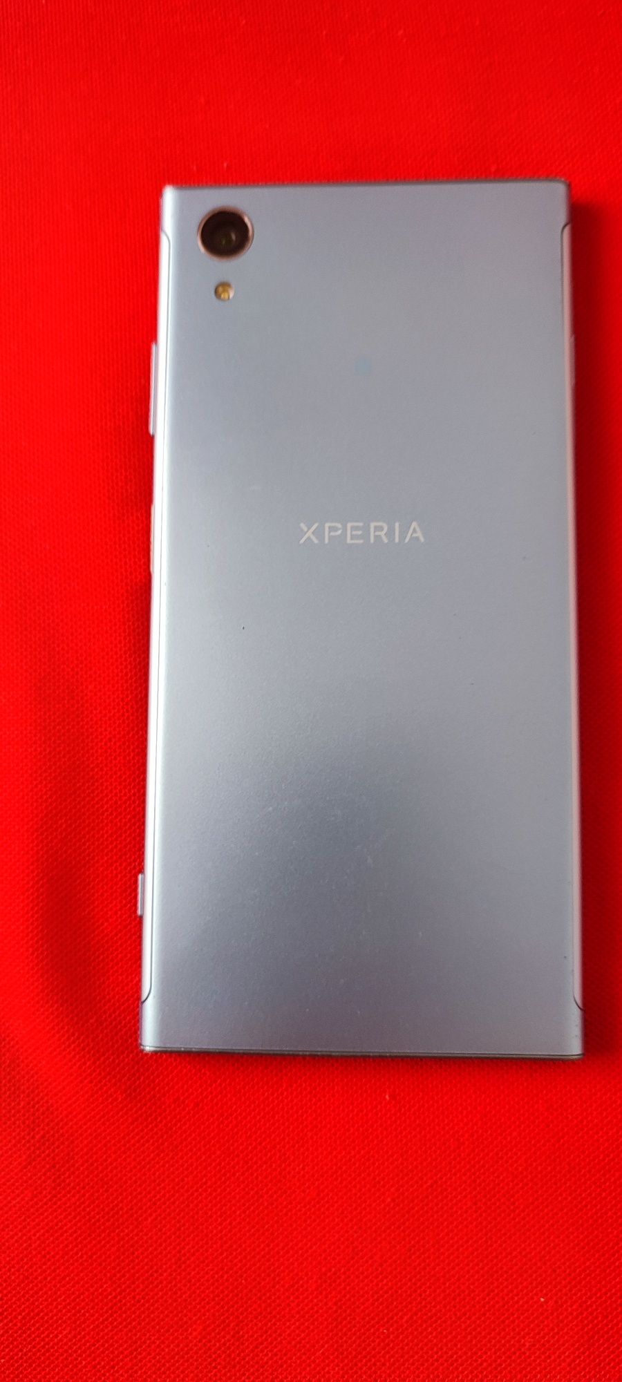 Телефон Sony Xperia XA1 plus