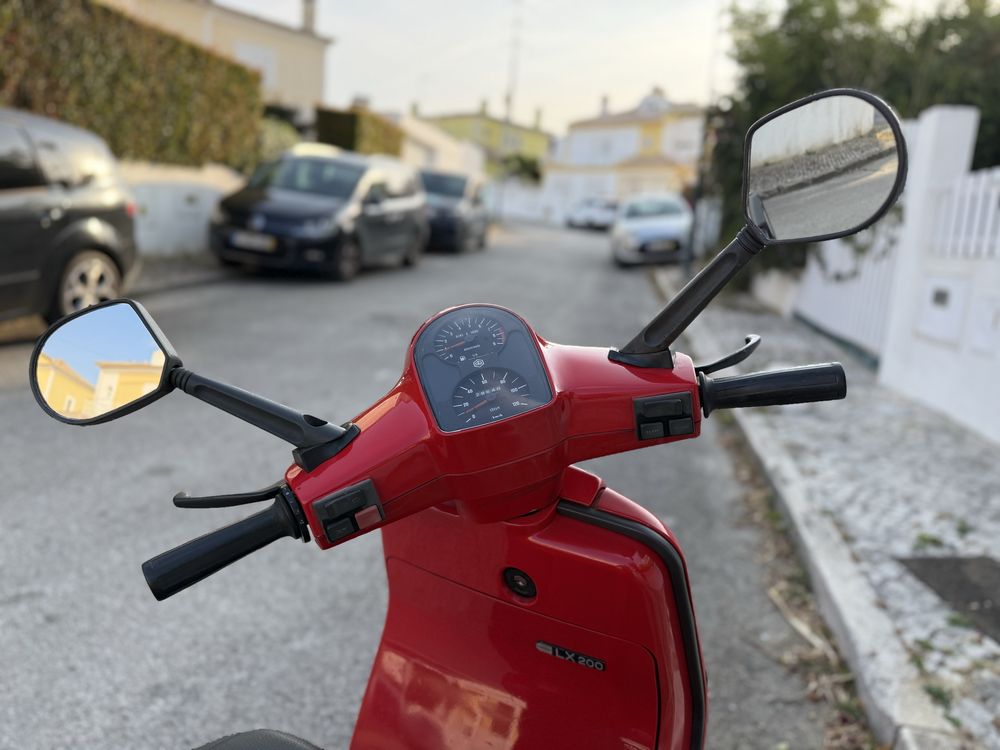 Vespa Cosa 1 200