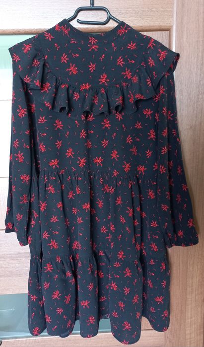 Жіноча сукня розмір S