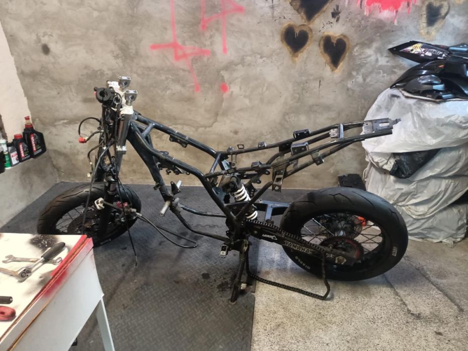 YAMAHA WR125X 125cc, 2013r. FIOLETOWA, KAT. B,A1