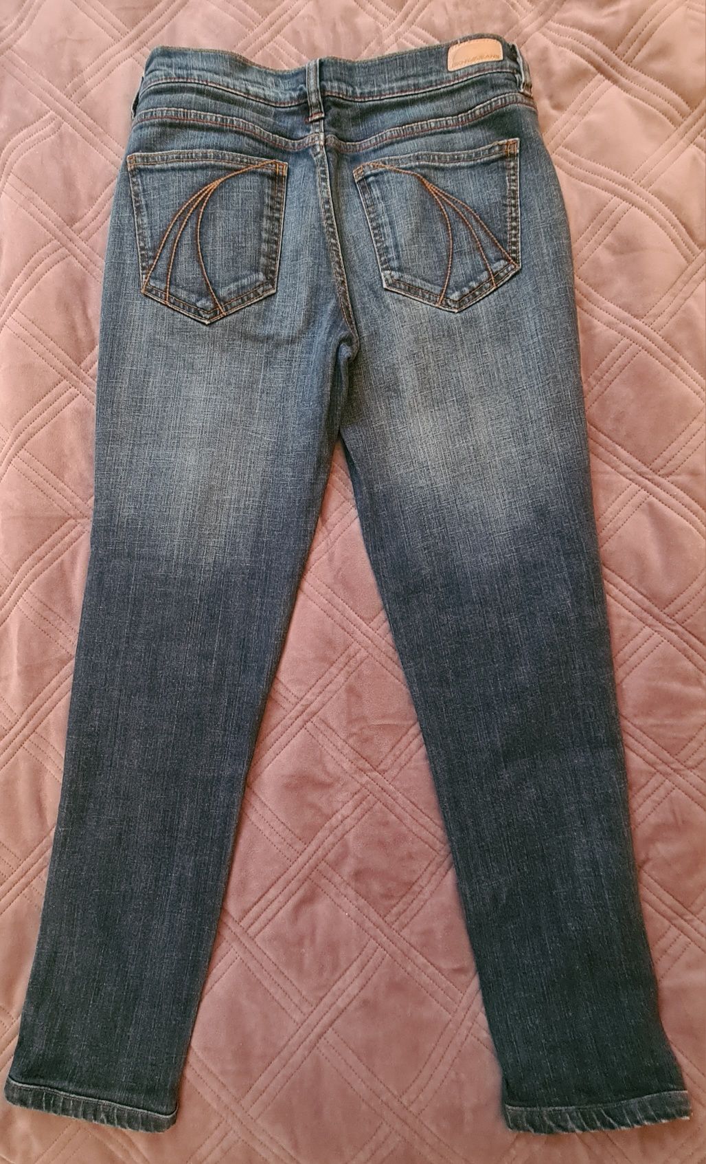 Jeansy DKNY Polecam