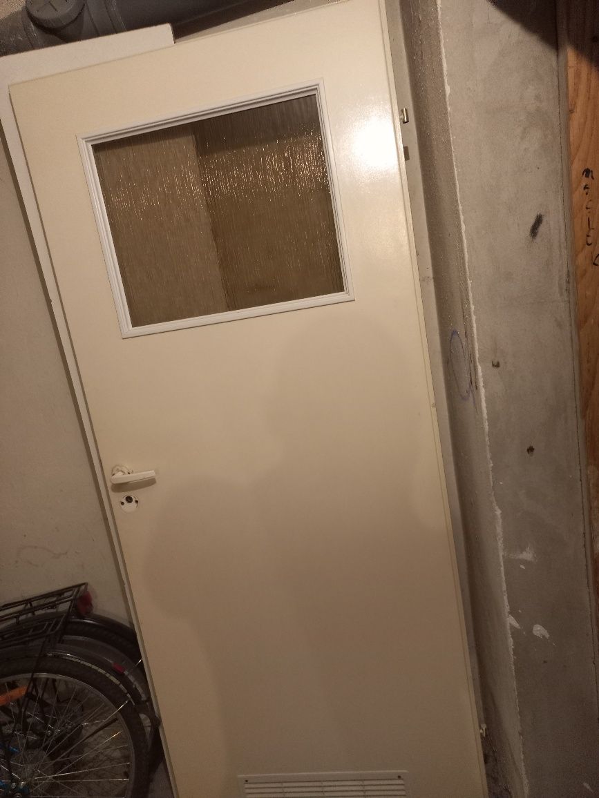 Drzwi  pokojowe i łazienkowe 80