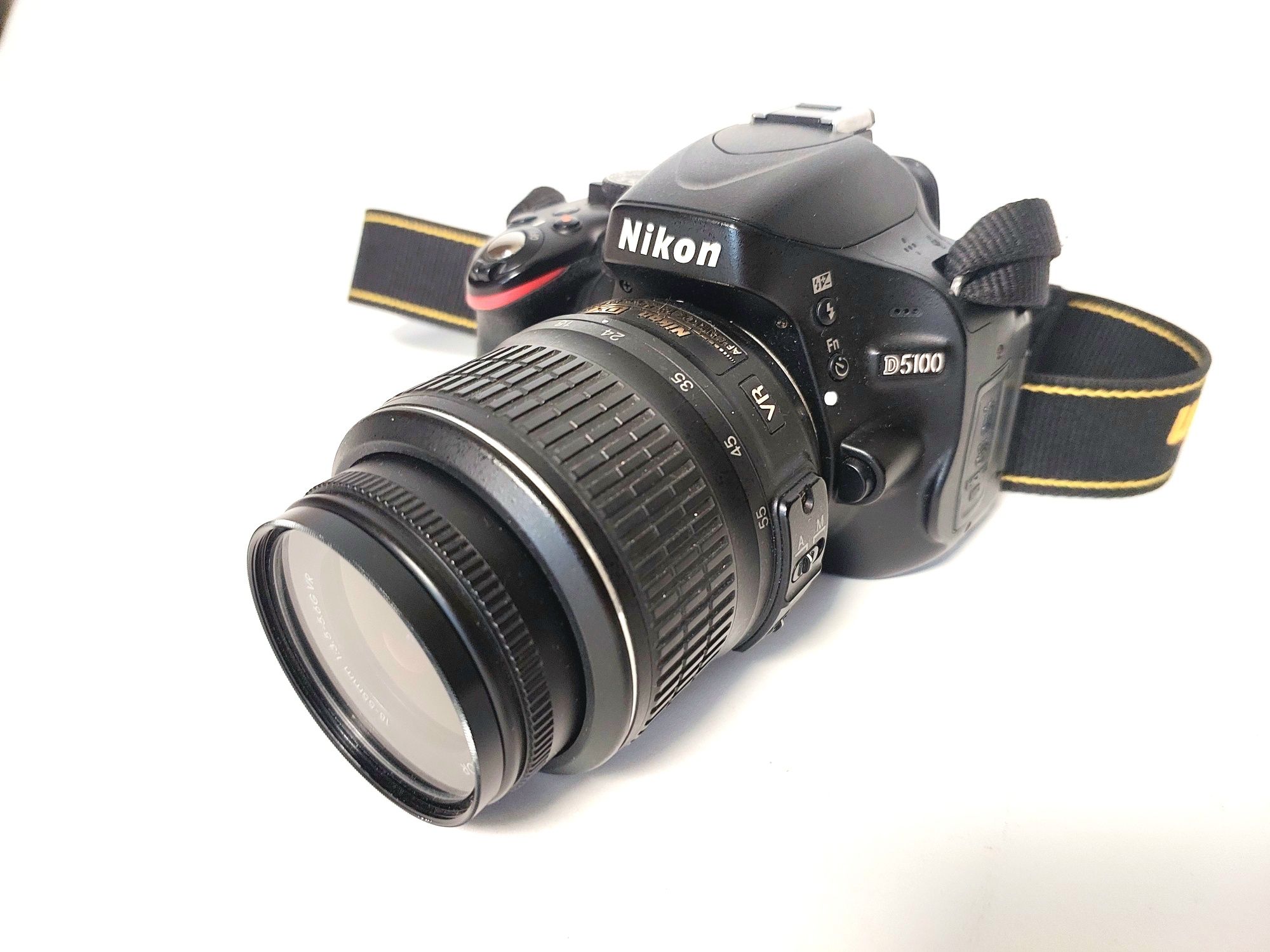 Фотокамера Canon D5100