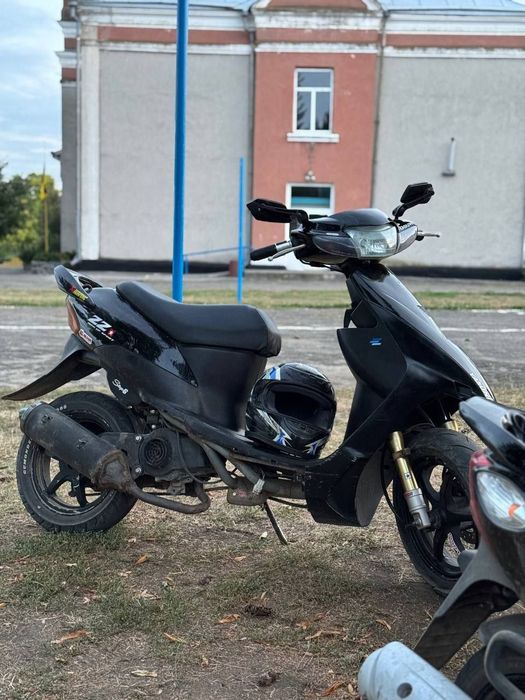 скутер Suzuki ZZ