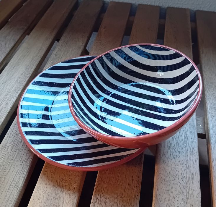 Taças pintadas à mão (novas)