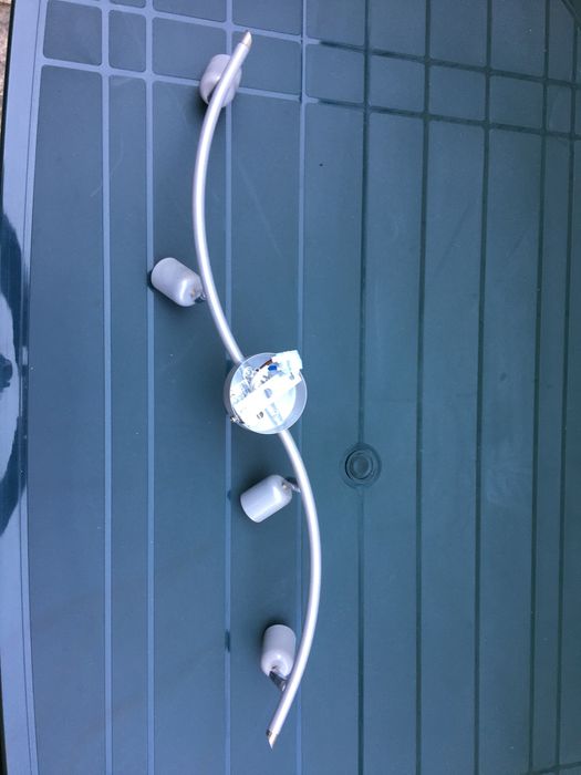 Candeeiros como novos