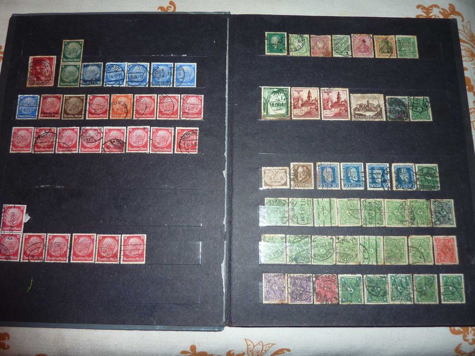 album ze starymi znaczkami