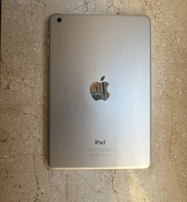 iPad mini  Wi-Fi