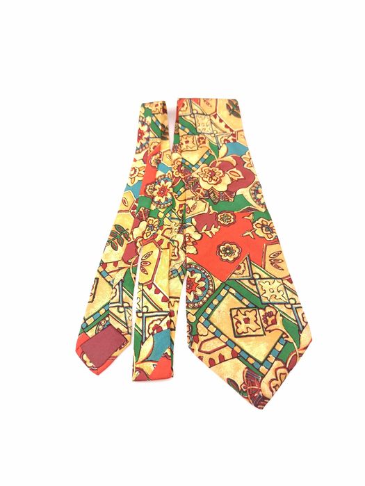 Prochownick żółty czerwony jedwabny krawat w kwiaty ap67