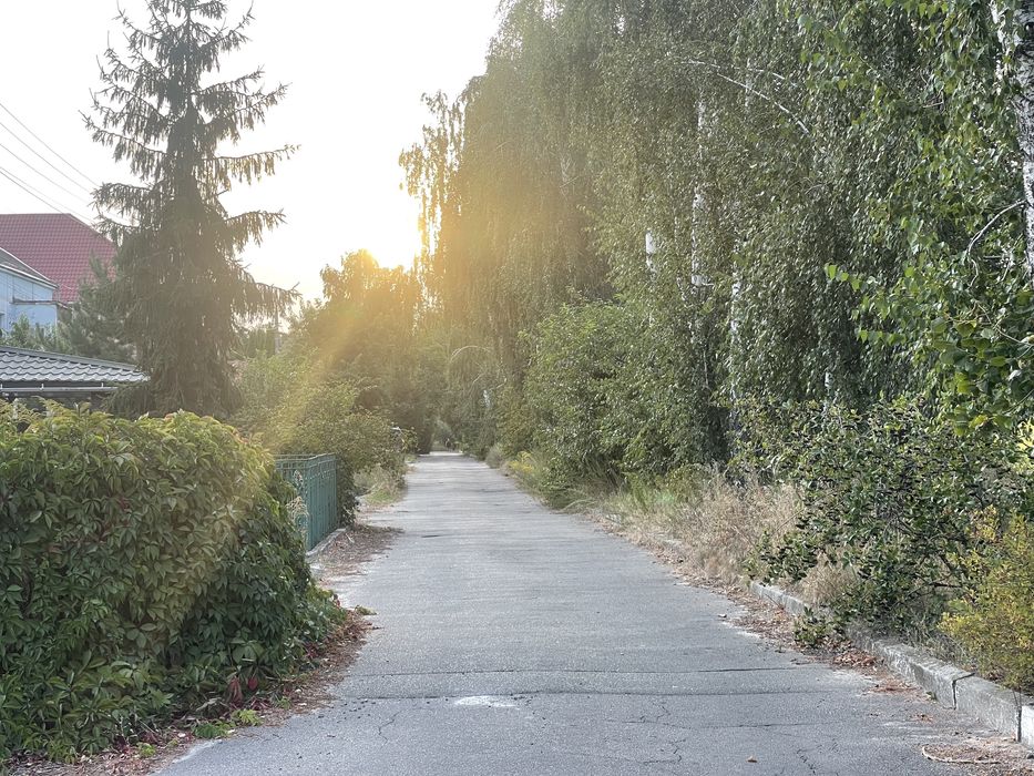 ЩАСЛИВЕ Продається Пейзажна Ділянка 15 соток вул. Соснова 70000$