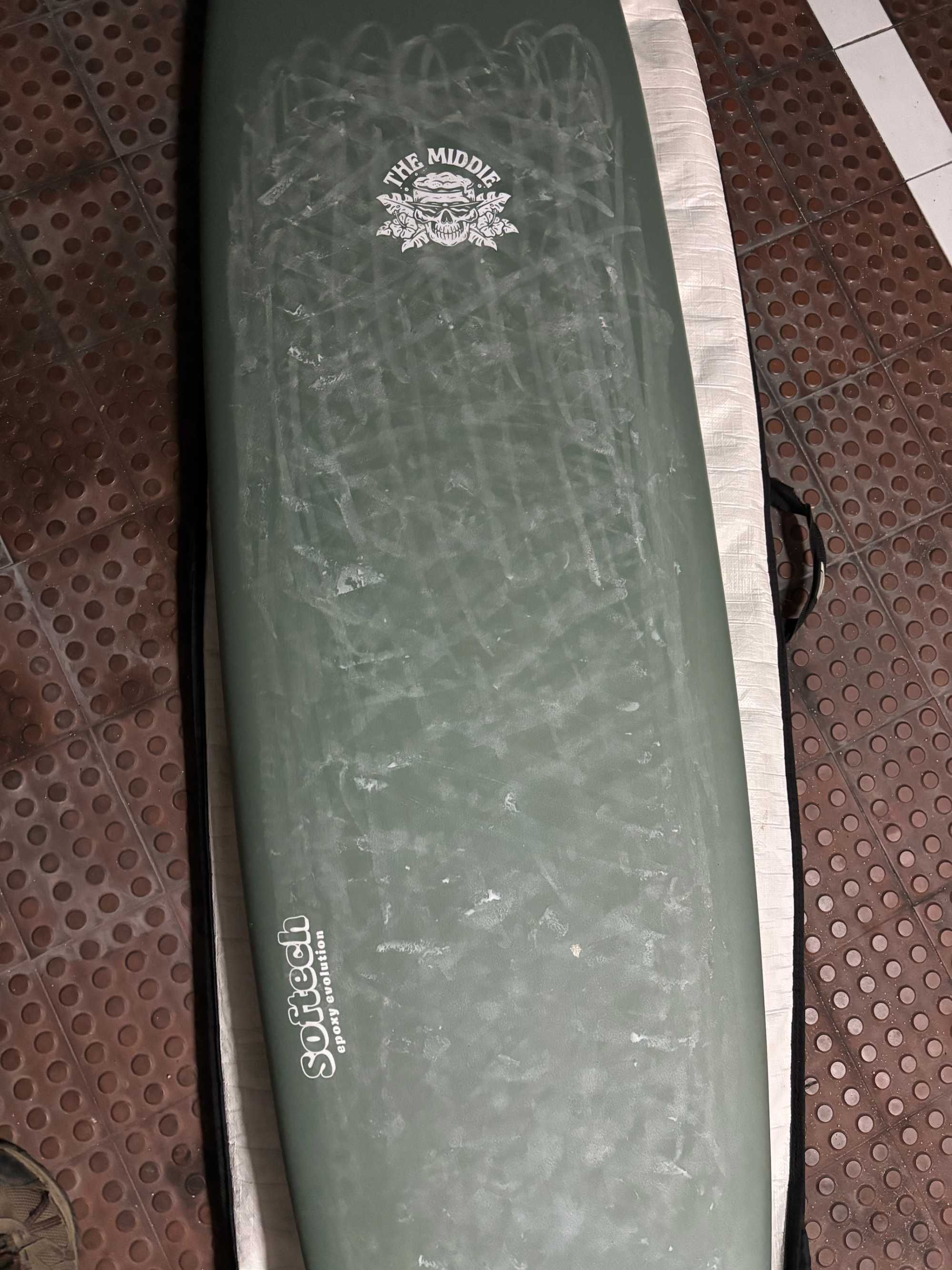 SurfBoard Softech – Middie Jade Diamonds