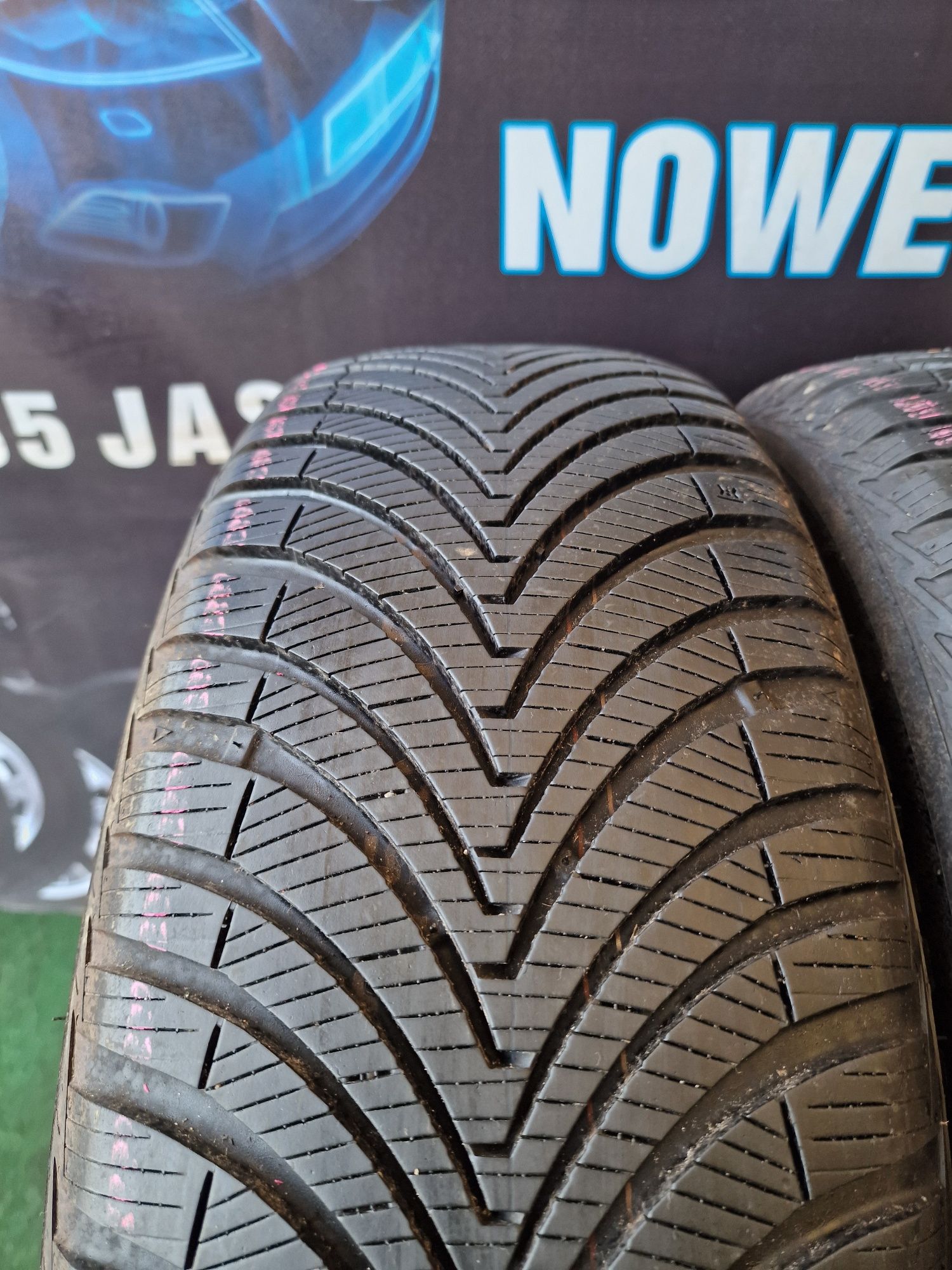 Opony Całoroczne 215/60/16 Kumho