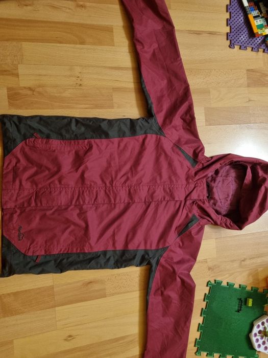 Ветровка для девочки