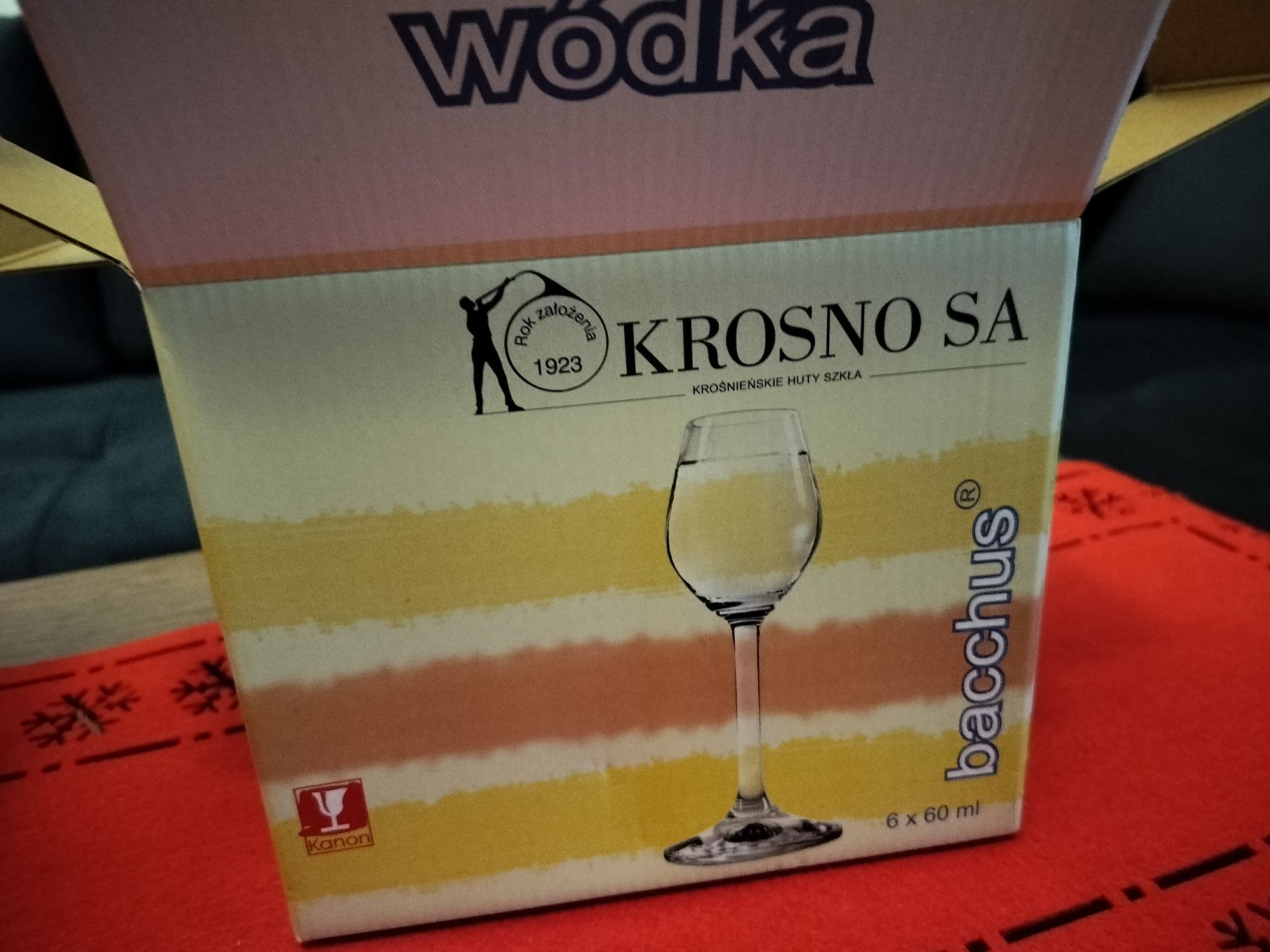 Kieliszki do wódki likieru 60 ml Nowe Bacchus Krosno