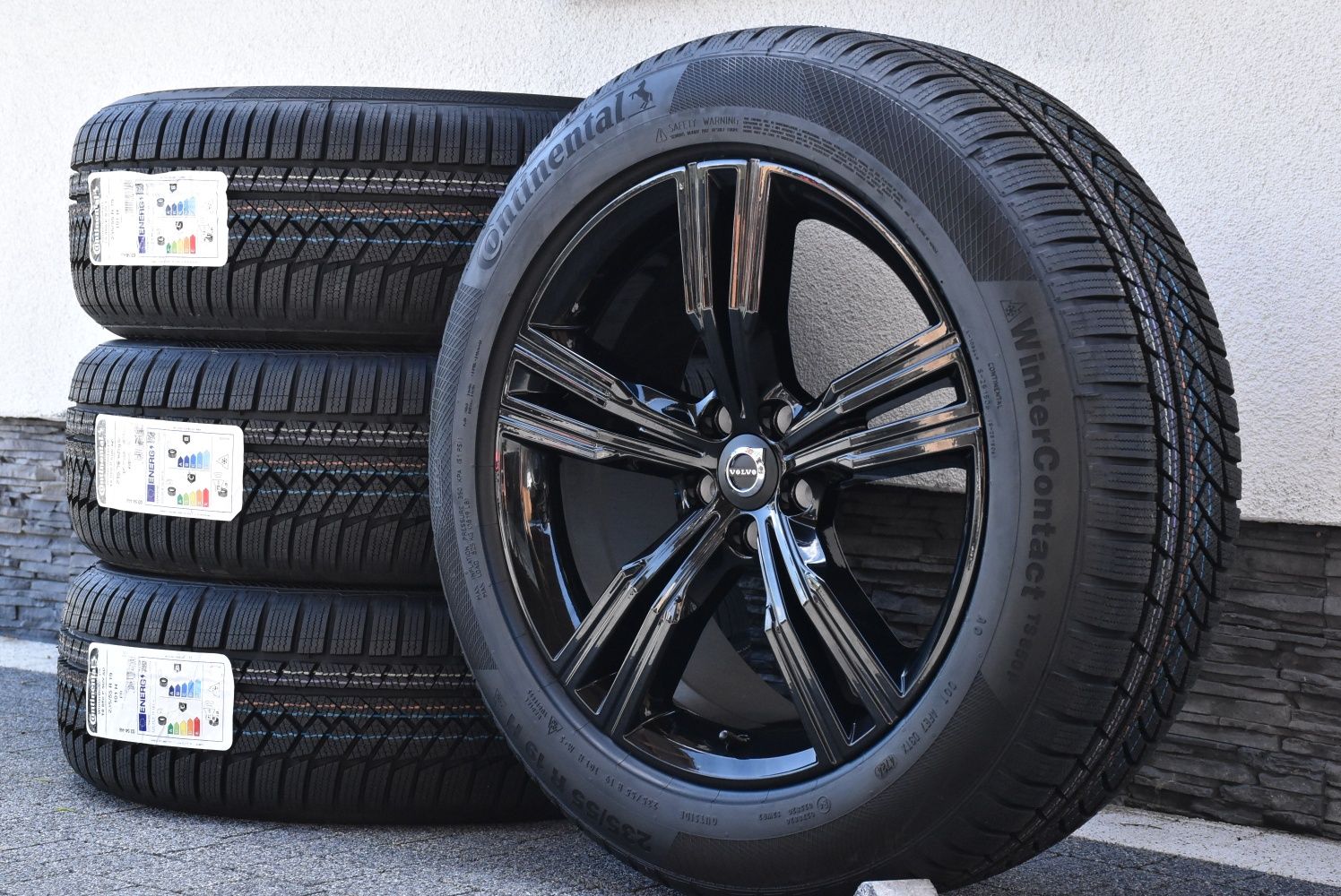 Nowe koła zimowe OEM VOLVO XC60 XC90 19" NOWE Continental 2024r