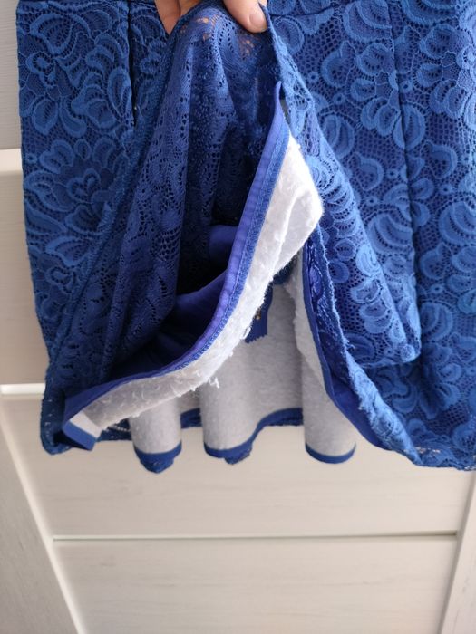 Sukienka chabrowa, sukienka koronkowa