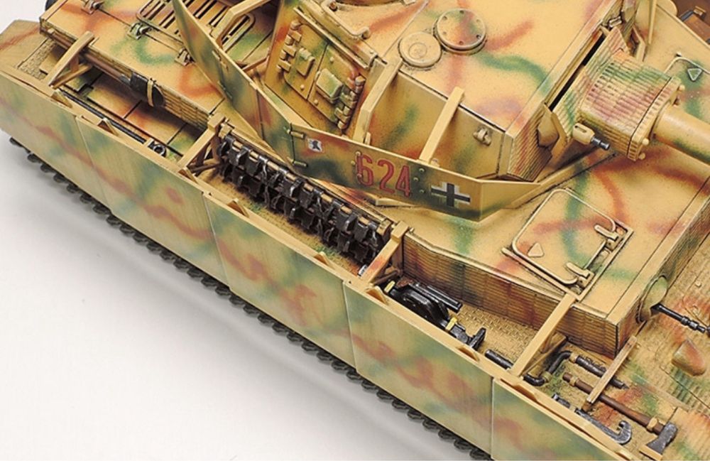 Model do sklejania Czołg PzKpfw Panzer IV Ausf.H 32584 Tamiya