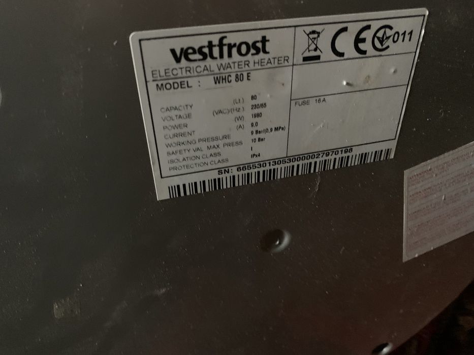 Бойлер Вестфрост з електронним табло