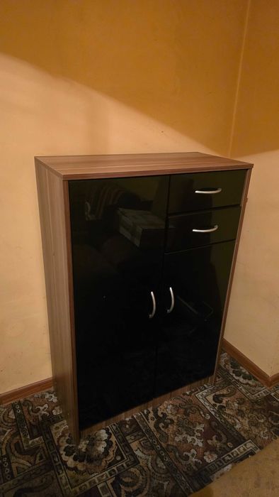 Komoda 74,5x111 cm, szafka z szufladami i półkami, wysoki połysk