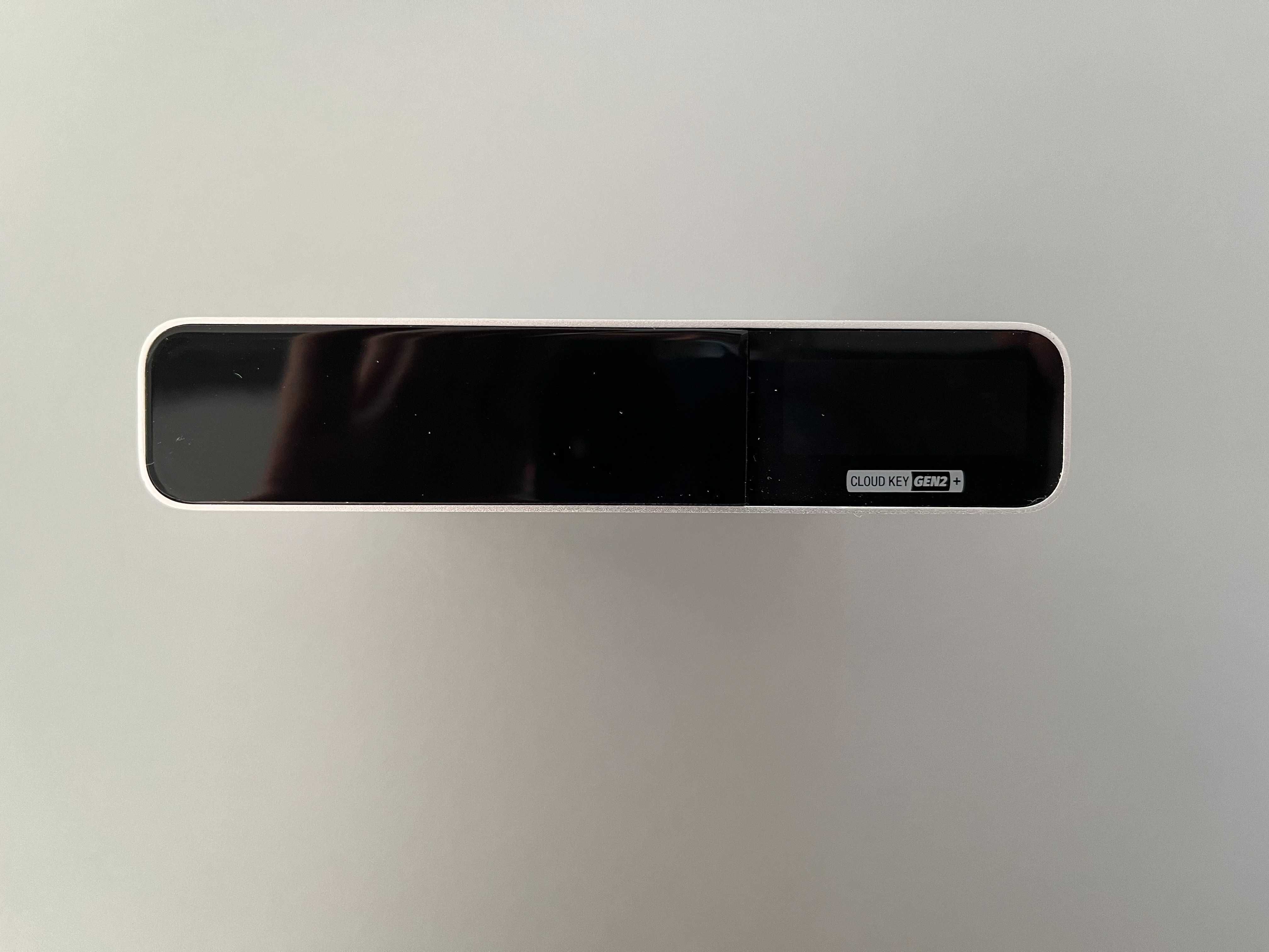Контроллер Ubiquiti UniFi Cloud Key Gen2 Plus (UCK-G2-PLUS)