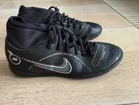 Buty piłkarskie juniorskie halówki Nike Superfly 8 Club IC roz. 40