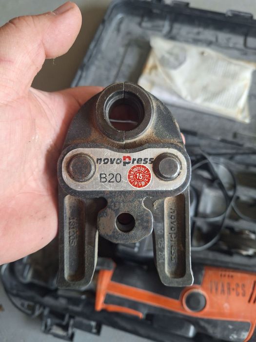 Продам прес для металопластикових труб