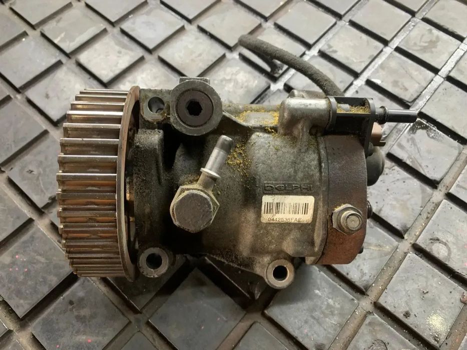 POMPA WTRYSKOWA RENAULT KANGOO 8200057225 1.5 DCI POSIADAM 3 SZT