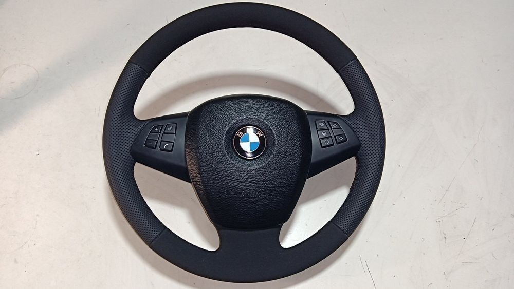 Перетяжка руля, ручки КПП та інше.