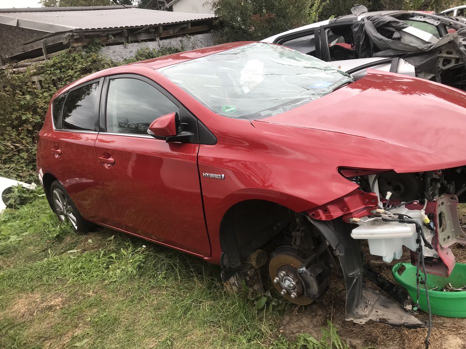 Klapa tylna tył Toyota Auris II E18 Kod 3R3 idealna