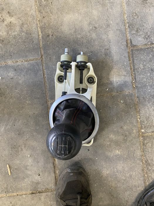 Lewarek biegów mieszek suzuki swift sport mk6